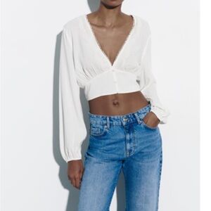 NWT Zara White V-Neck Cropped Blouse